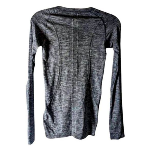 LULULEMON ATHLETICA Swiftly Tech Long Sleeve in Heathered Slate Size 4 - Picture 3 of 6